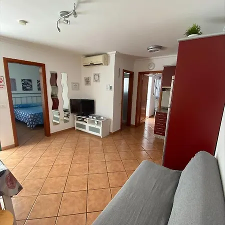 Angeles Apartment *