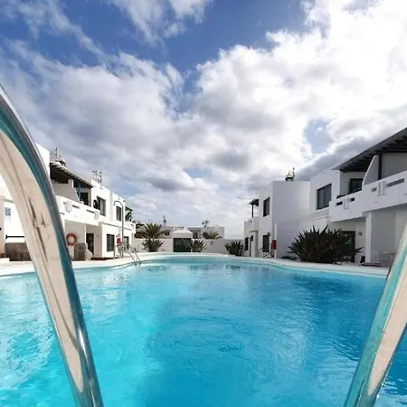 Angeles Apartment