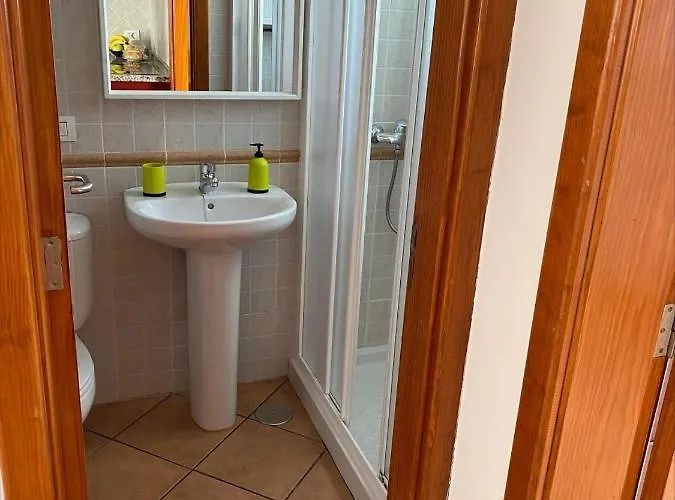 Angeles Puerto del Carmen (Lanzarote)